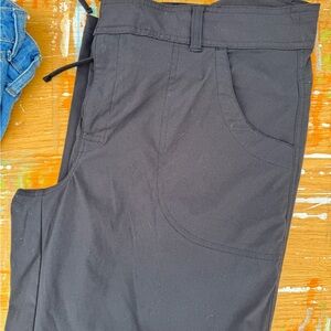 Lucy Women's Black Cargo Pants